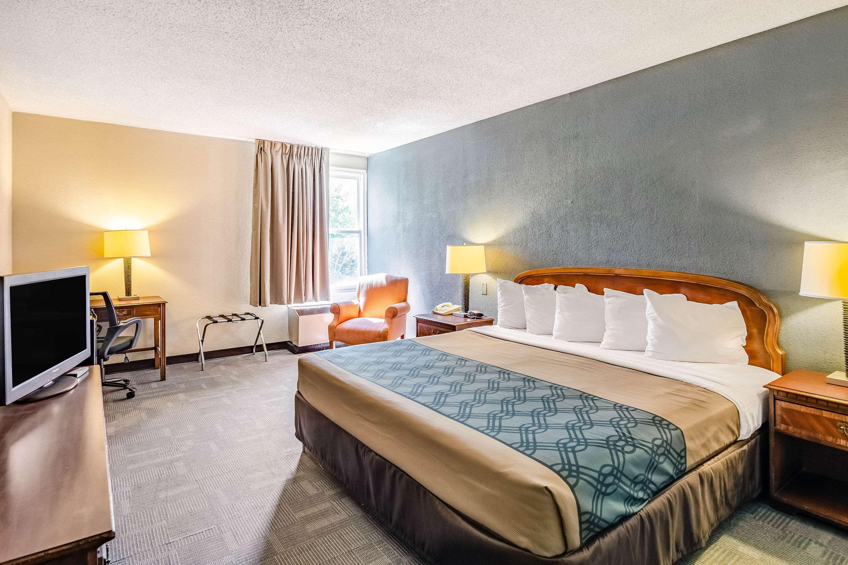 Econo Lodge Inn & Suites Radford-Blacksburg Area Kültér fotó