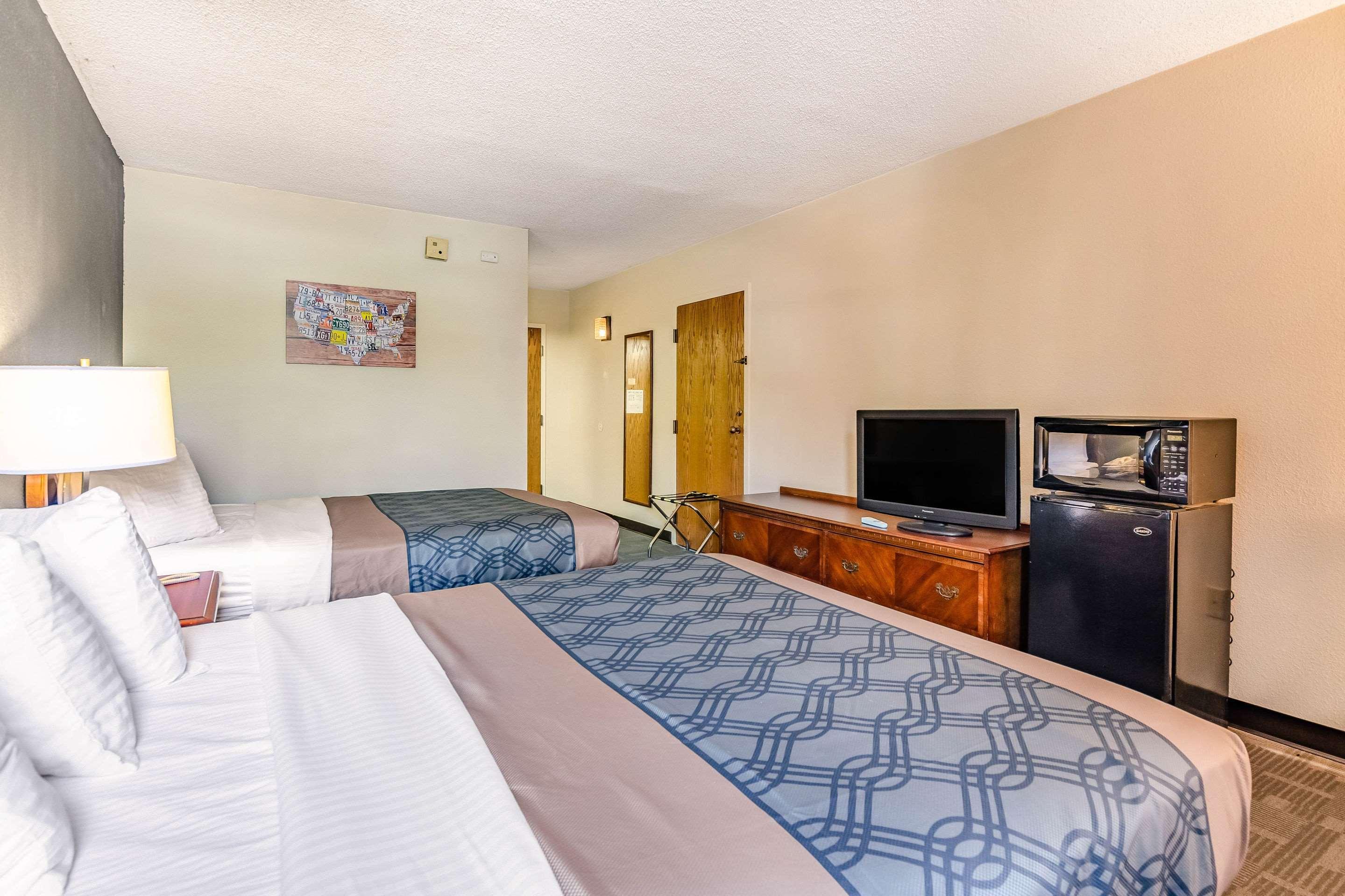 Econo Lodge Inn & Suites Radford-Blacksburg Area Kültér fotó