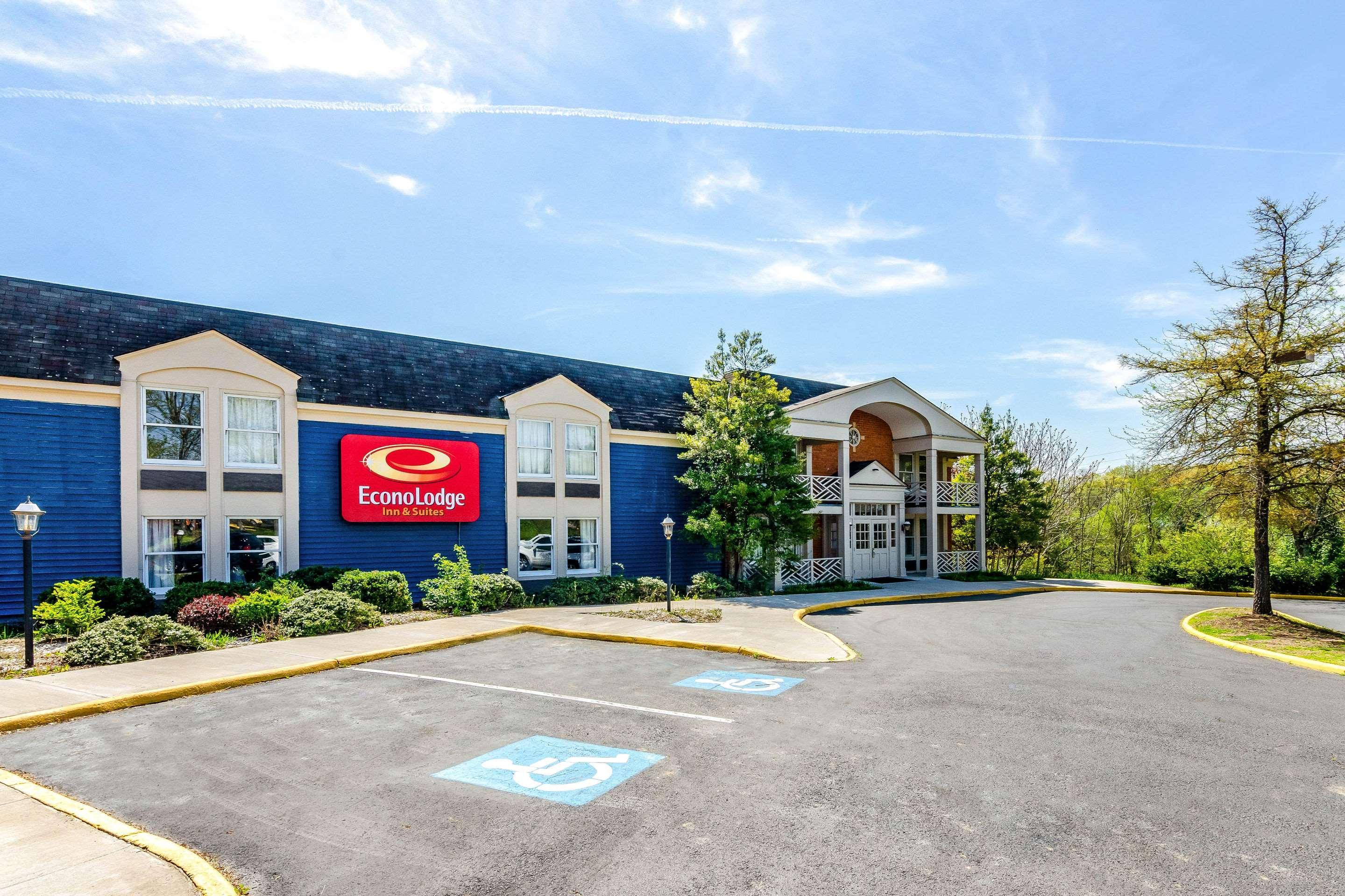 Econo Lodge Inn & Suites Radford-Blacksburg Area Kültér fotó