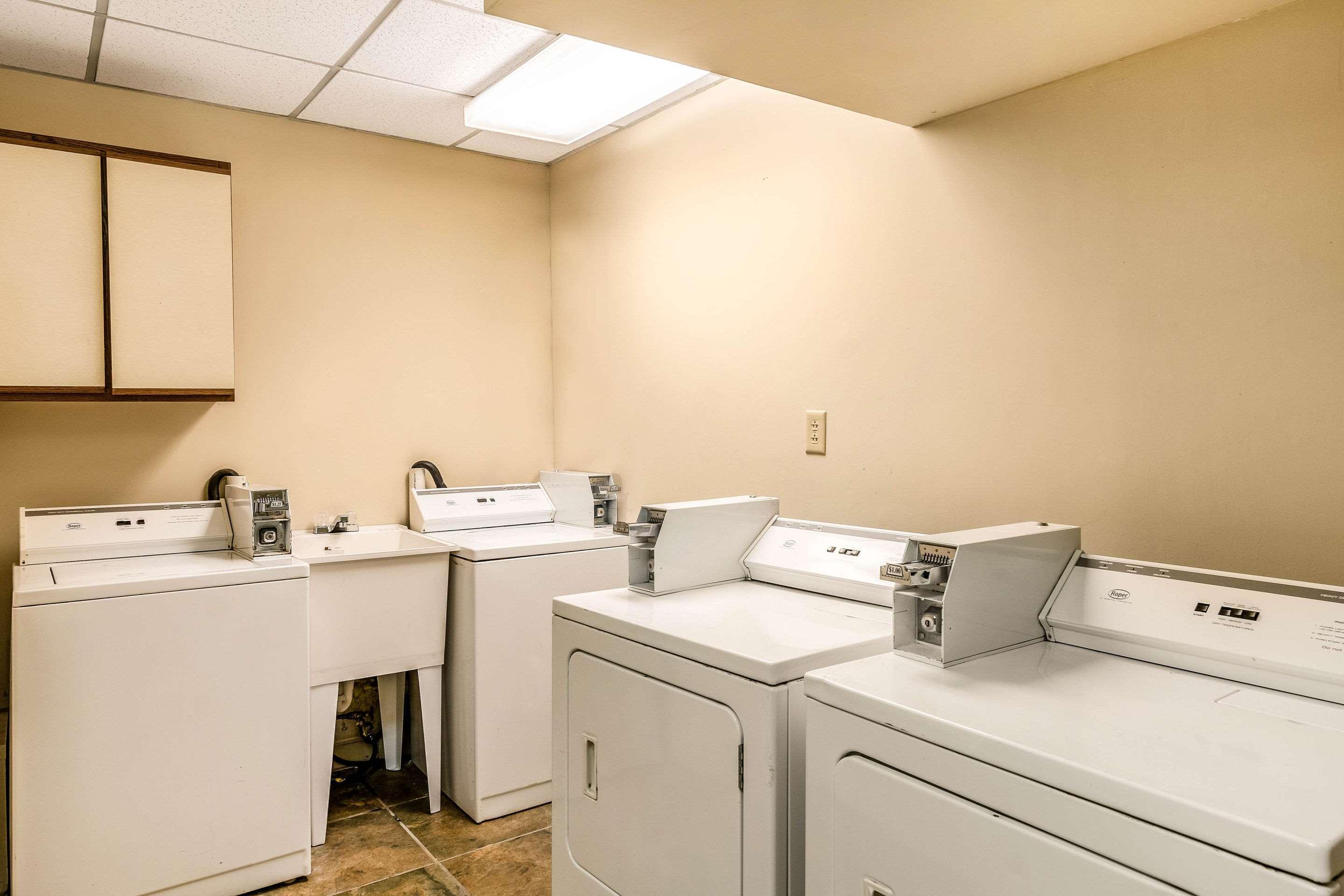 Econo Lodge Inn & Suites Radford-Blacksburg Area Kültér fotó